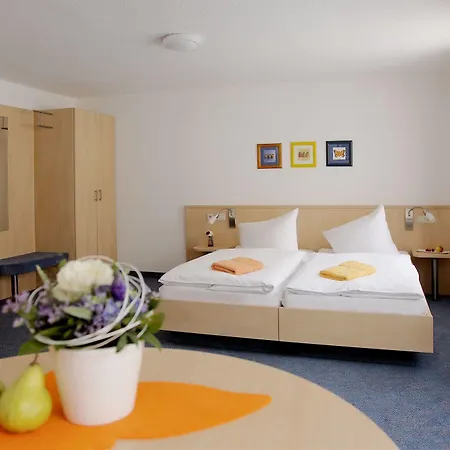 Pensionat Adler-hotel 3*